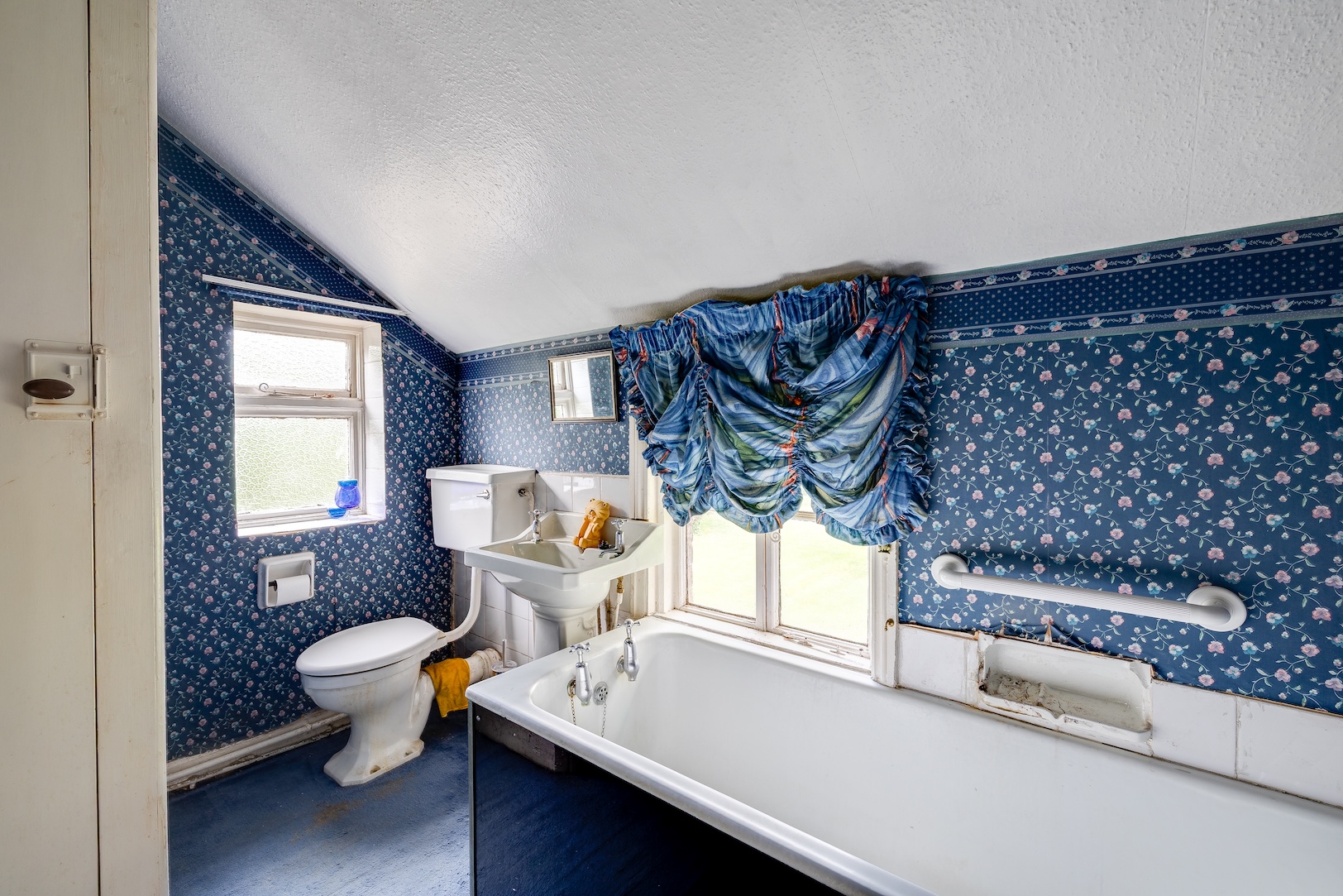 Parkgate Road, Saughall, CH1 - Currans Homes, Chester