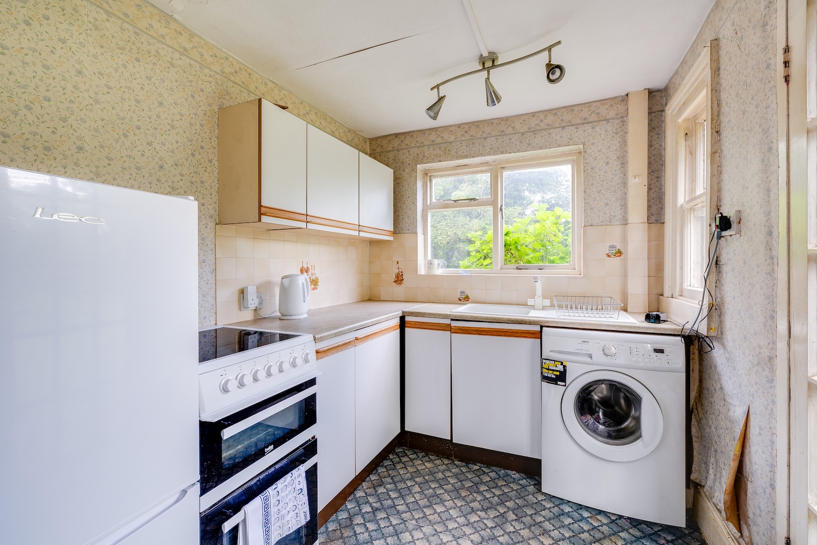 Parkgate Road, Saughall, CH1 - Currans Homes, Chester