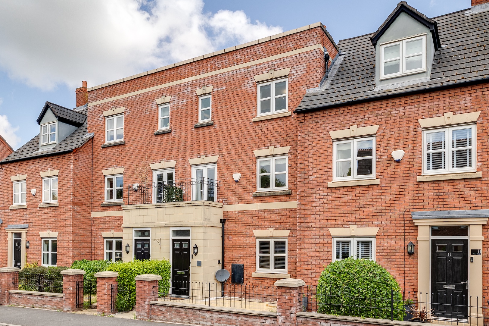 Upton Grange, Chester, CH2