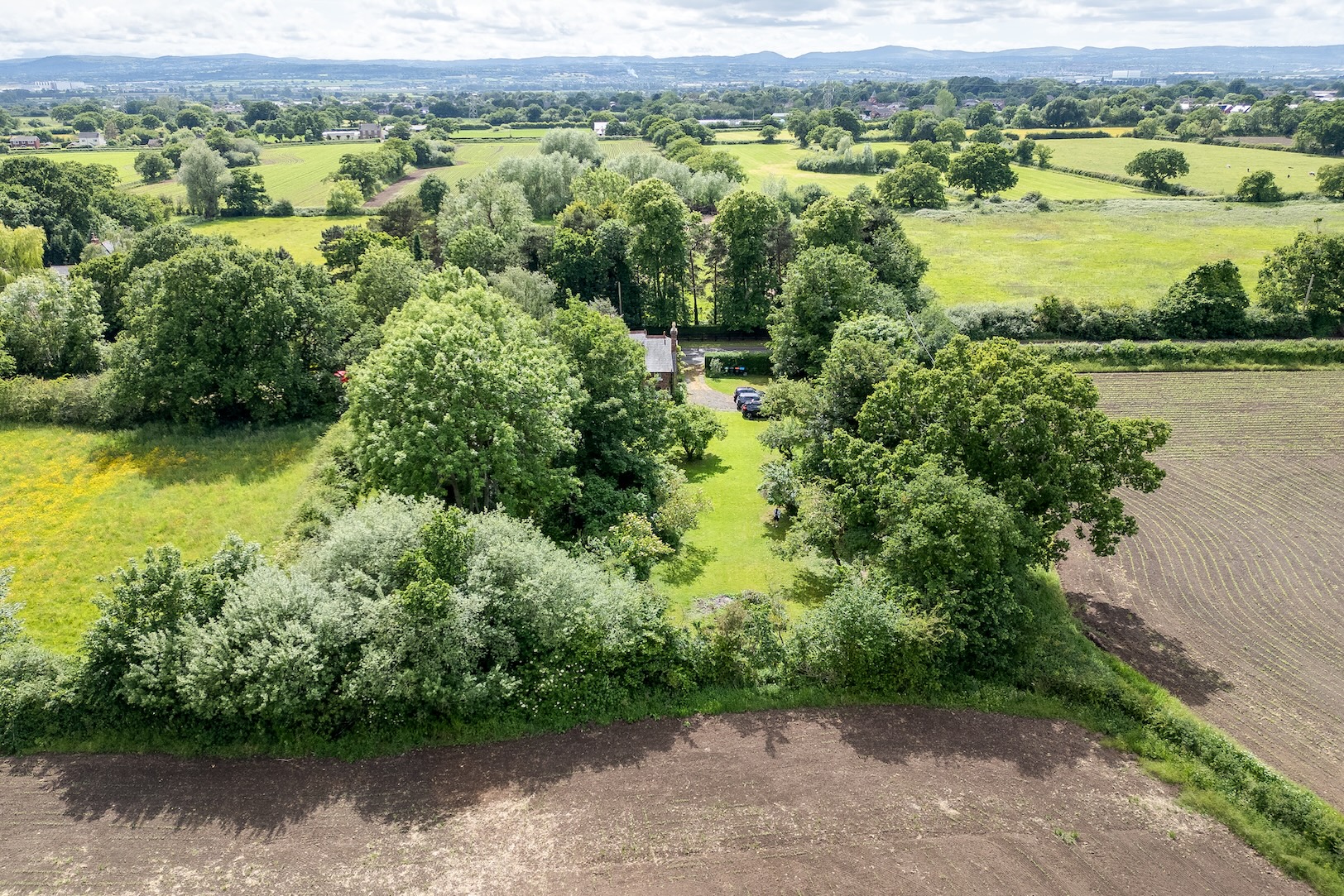 Parkgate Road, Saughall, CH1 - Currans Homes, Chester