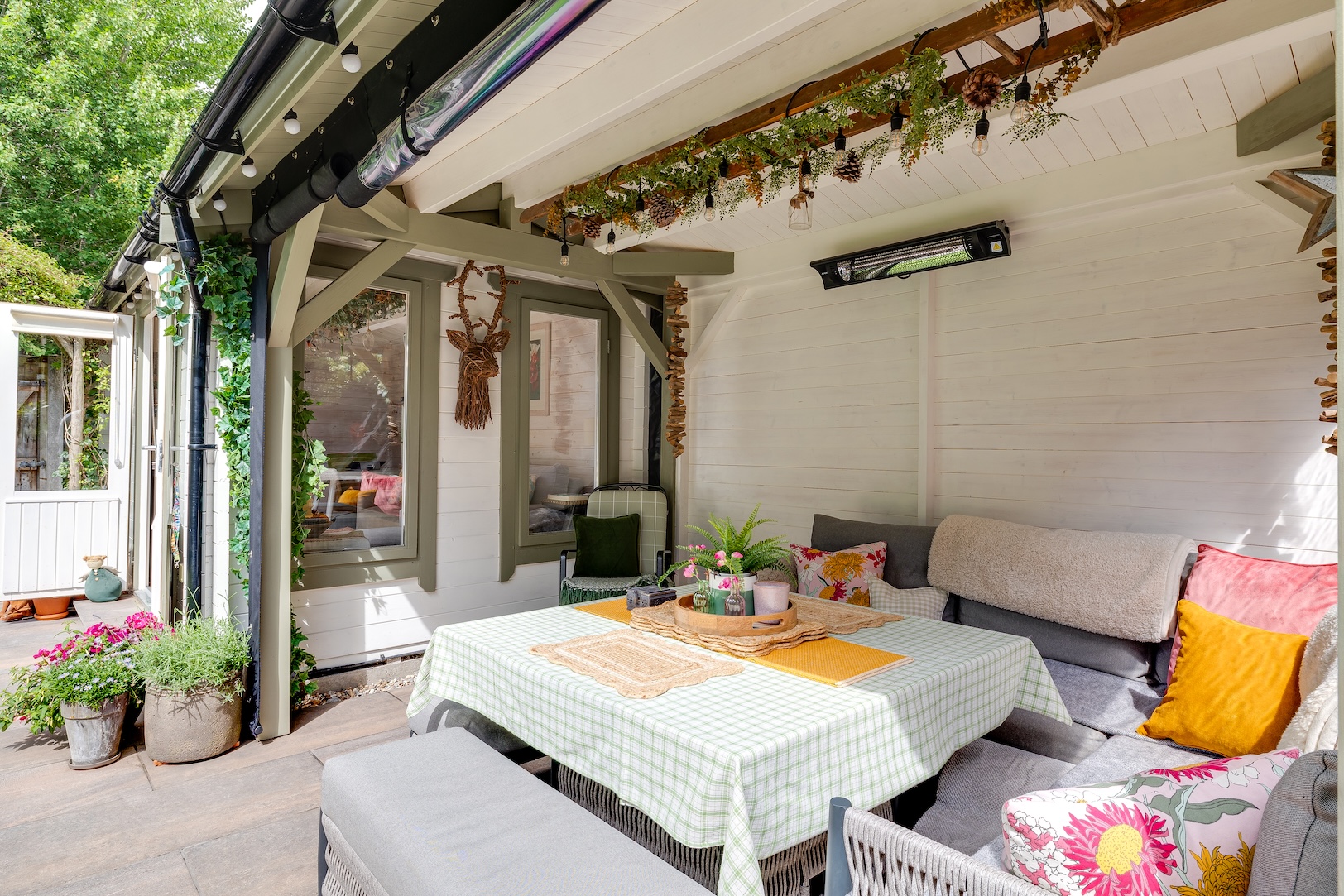 Rake Lane, Chorlton-By-Backford, CH2 - Currans Homes, Chester