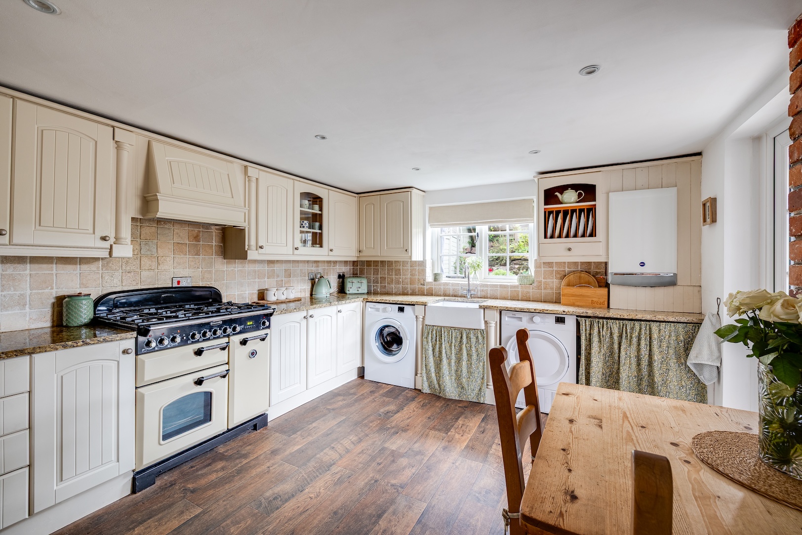 High Street, Tarvin, CH3 - Currans Homes, Chester