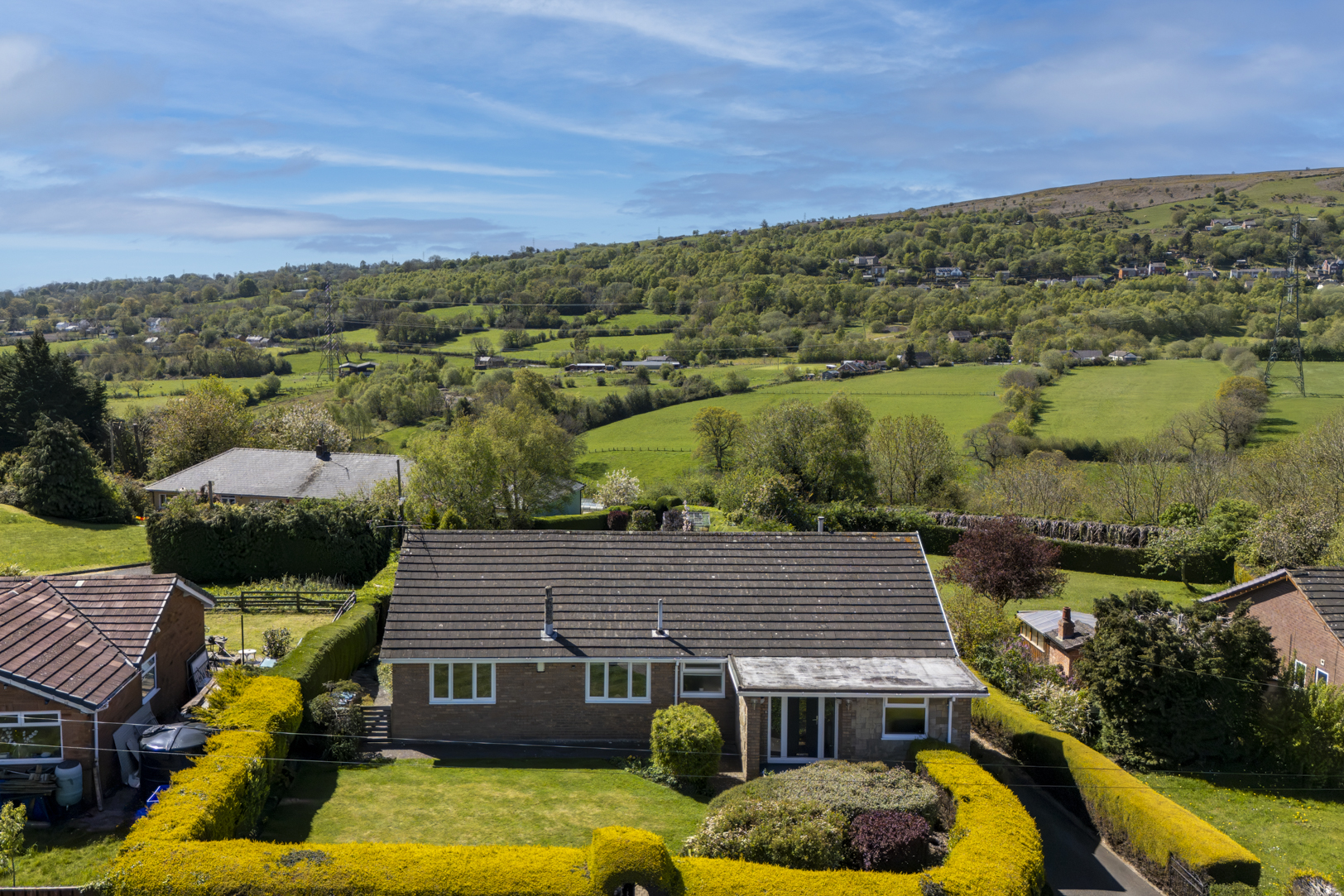 Smelt Road, Coedpoeth, LL11