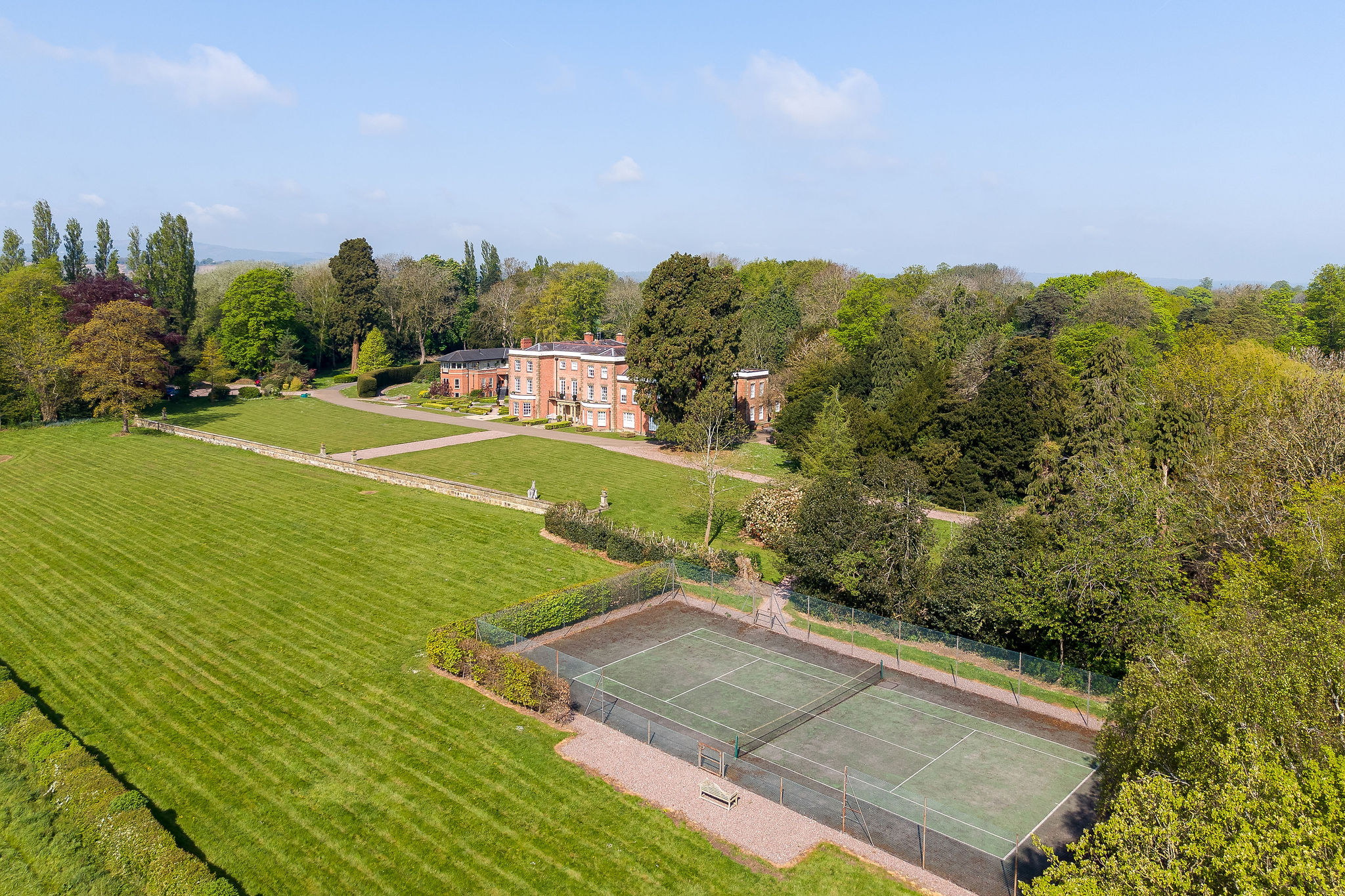 DJI_20260427105003_0660_DHDR6TrevalynManor.Highres.jpg