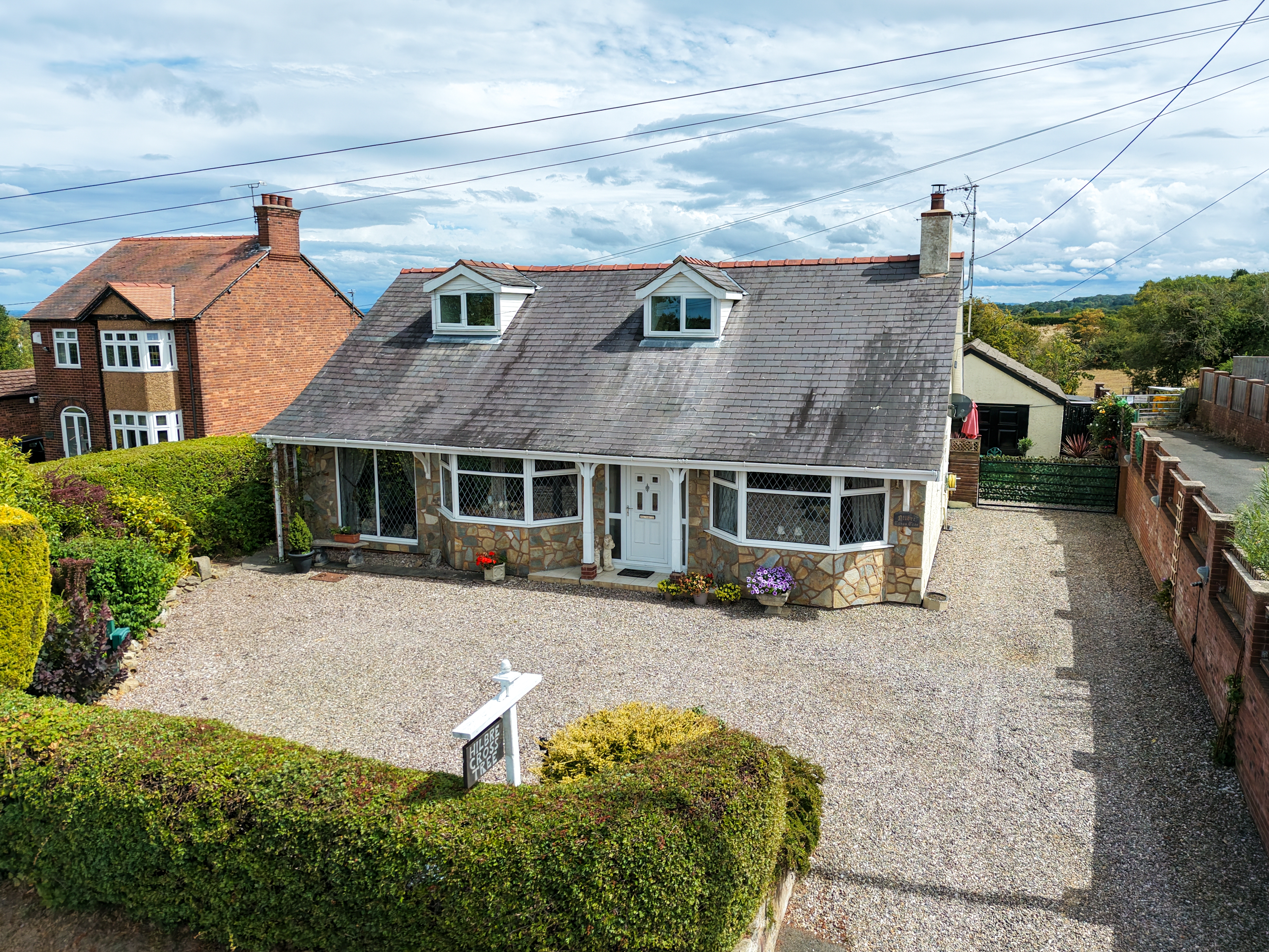 Liverpool Road, Buckley, CH7