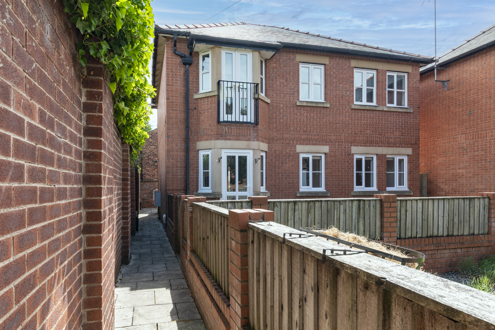 Cherry Grove Road, Chester, CH3