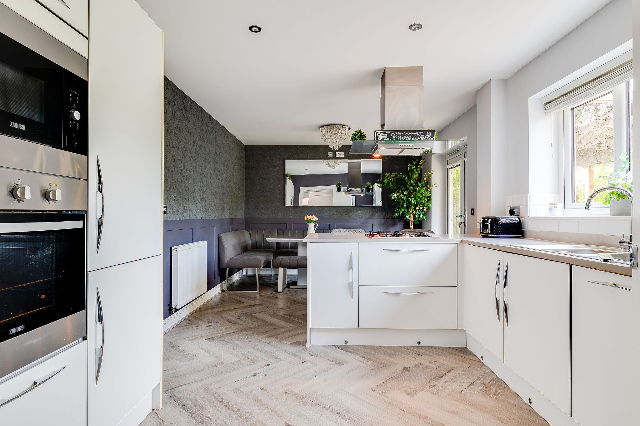 4J6A6101HDR22QueensLancsAve.Highres.jpg