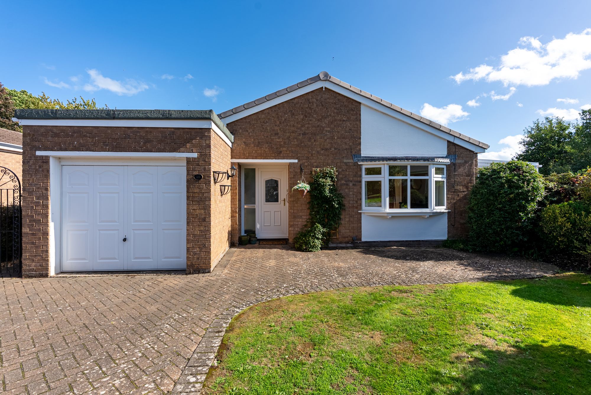 Avon Court, Mold, CH7
